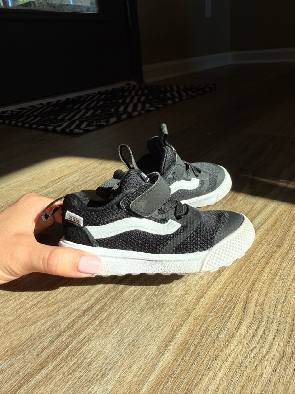Vans Kids Black and White Low-Top Velcro Sneakers